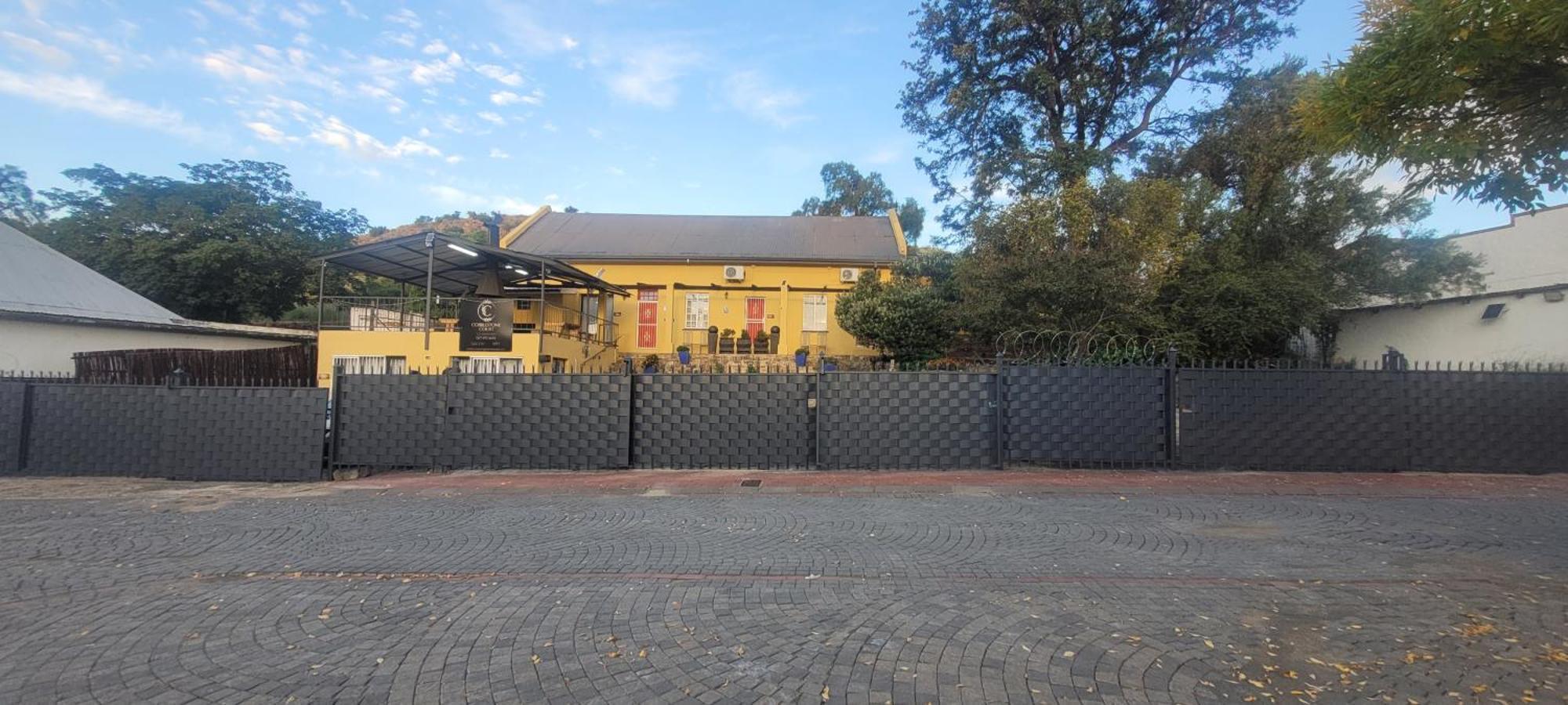 科尔斯伯格 Cobblestone Court酒店 外观 照片